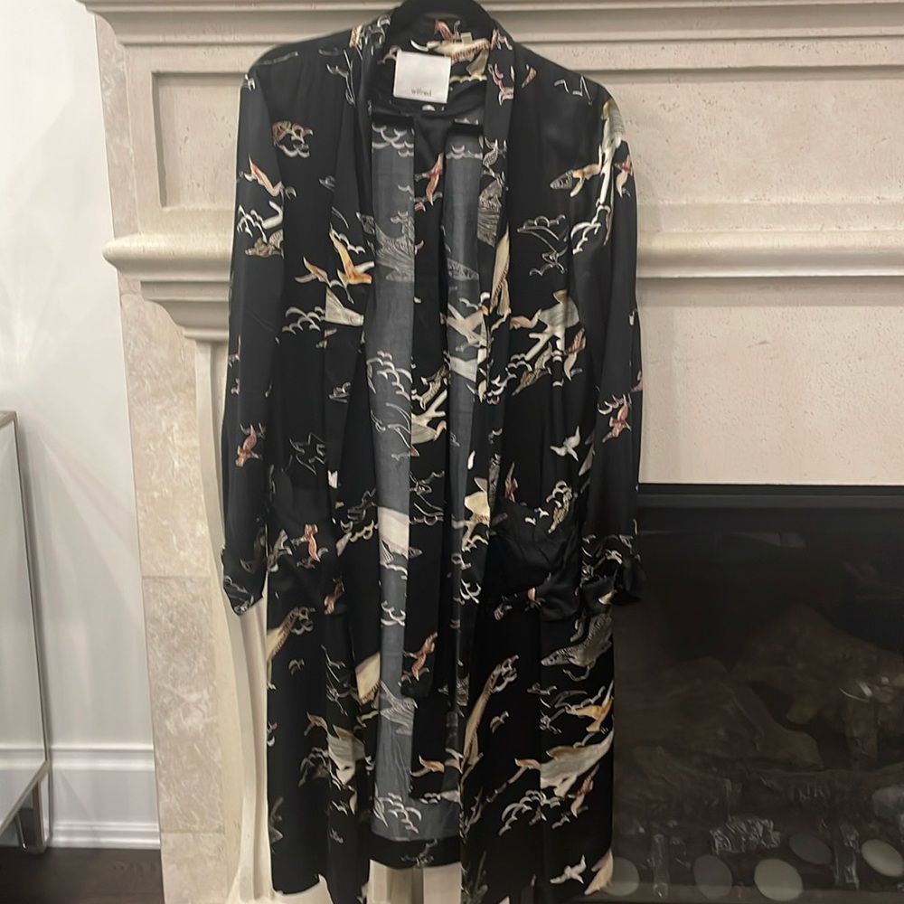 Wilfred black satin Kimono with belt and pockets . Size small. Worn twice.